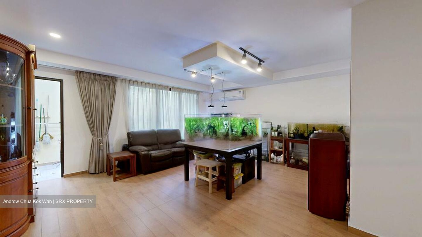 Lornie Road (D11), Terrace #455515811